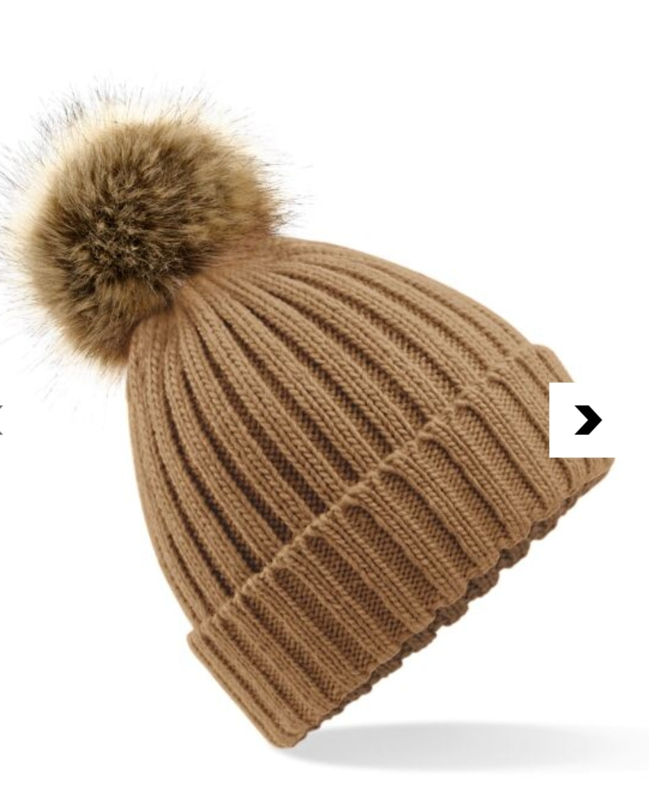 Womens pom pom hat